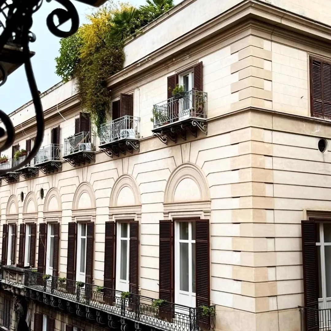 Luxury Apartment Palazzo Vannucci Palermo Italy